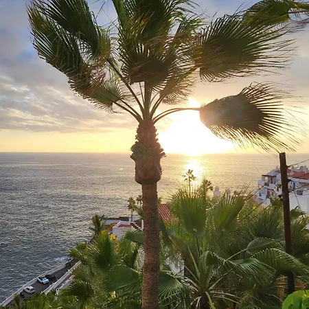Claudia En Santiago Con Piscina